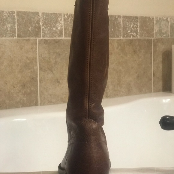 Frye Boots - Melissa Pull On - Picture 4 of 5